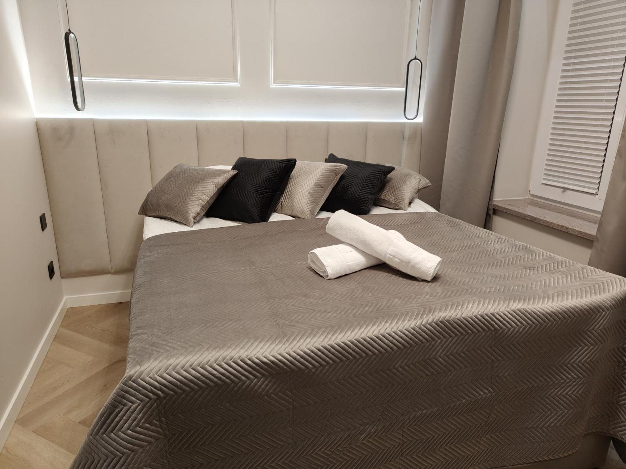 APARTAMENTY Harmonica Nowy Sacz Bagian luar foto