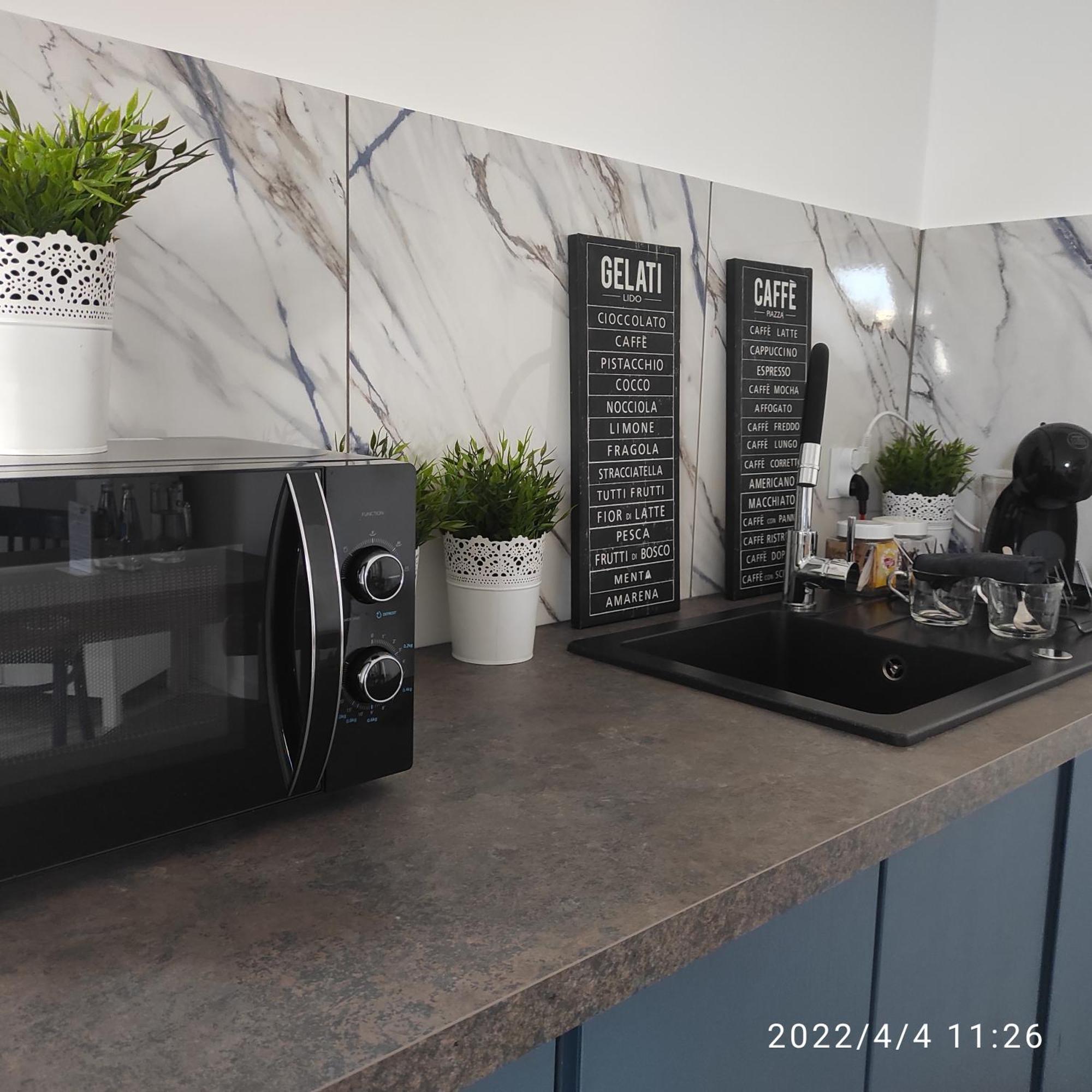 APARTAMENTY Harmonica Nowy Sacz Bagian luar foto