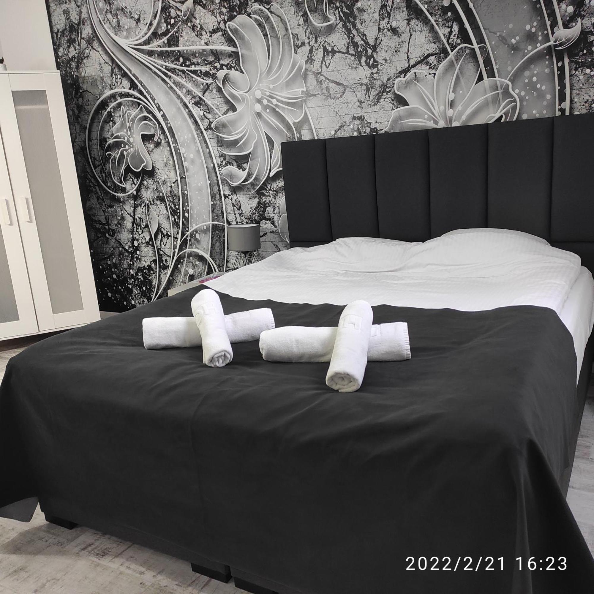APARTAMENTY Harmonica Nowy Sacz Bagian luar foto